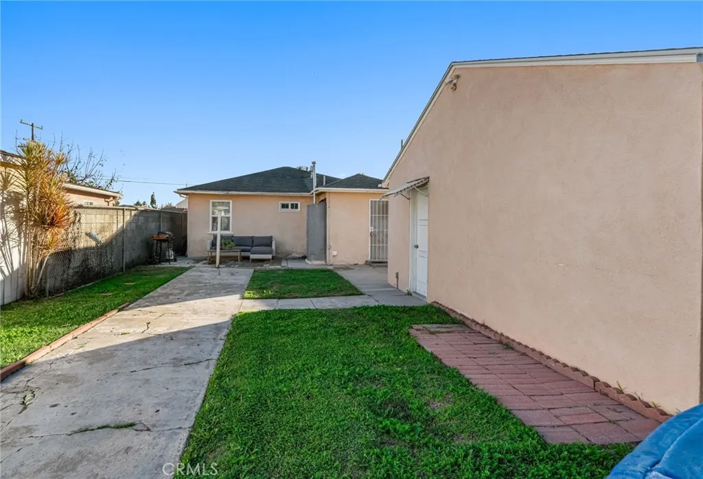 12233 Academy, Artesia, California 90701 home-pic-39