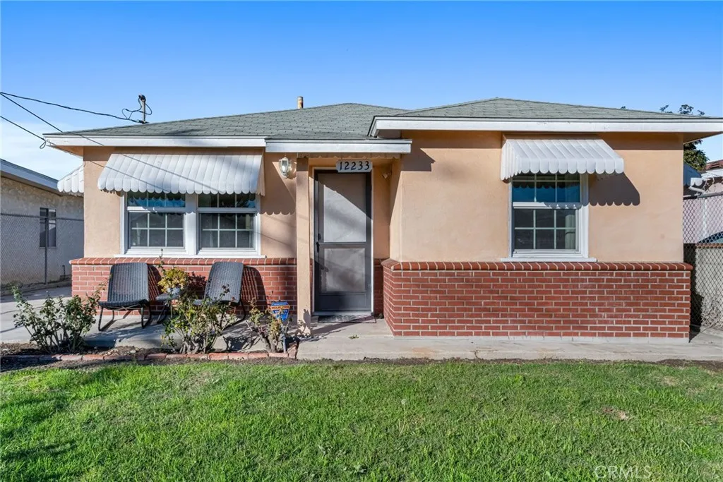 12233 Academy, Artesia, California 90701 home-pic-26