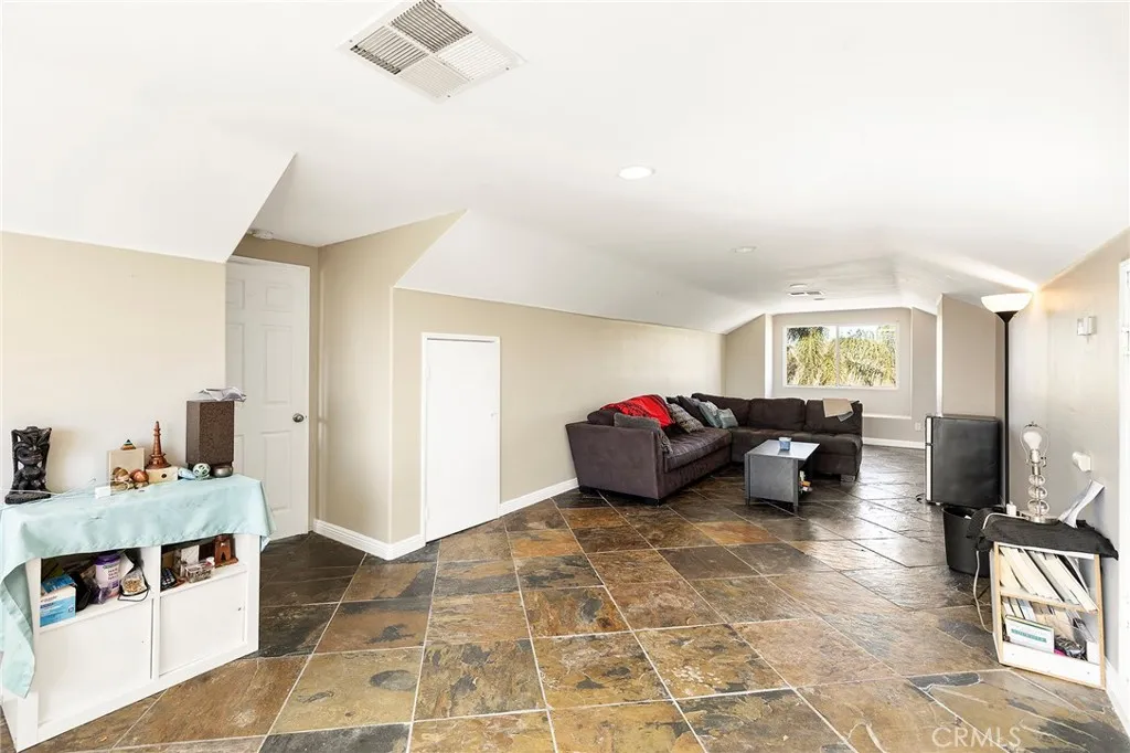 29870 Gardenia, Murrieta, California 92563 home-pic-43