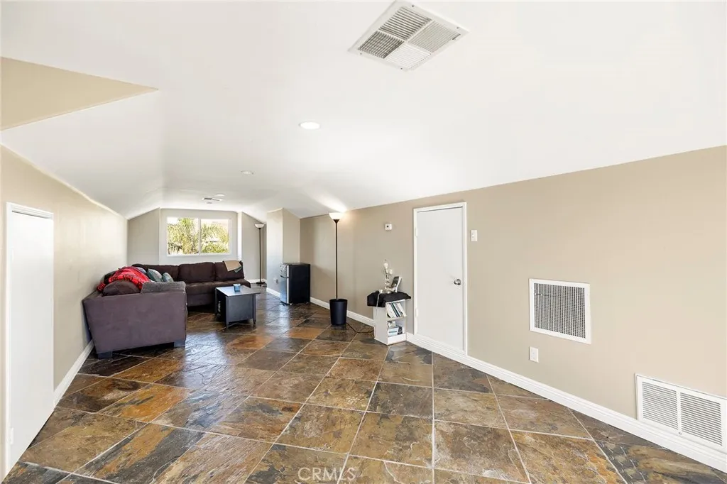 29870 Gardenia, Murrieta, California 92563 home-pic-42