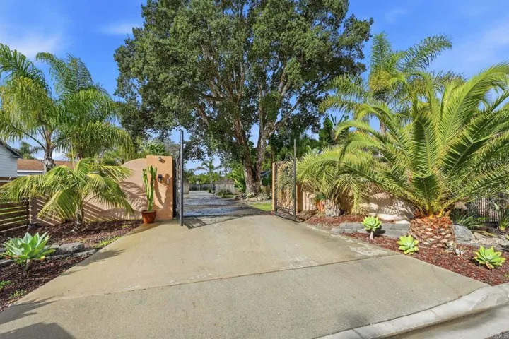Tuttle Street, Carlsbad, California 92008