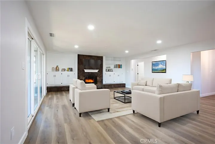 Virtual staging - living room