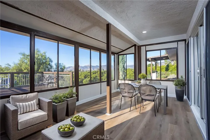 Virtual staging- eclosed patio/sunroom