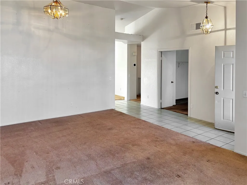 1816 Stratford, Lancaster, California 93534 home-pic-4