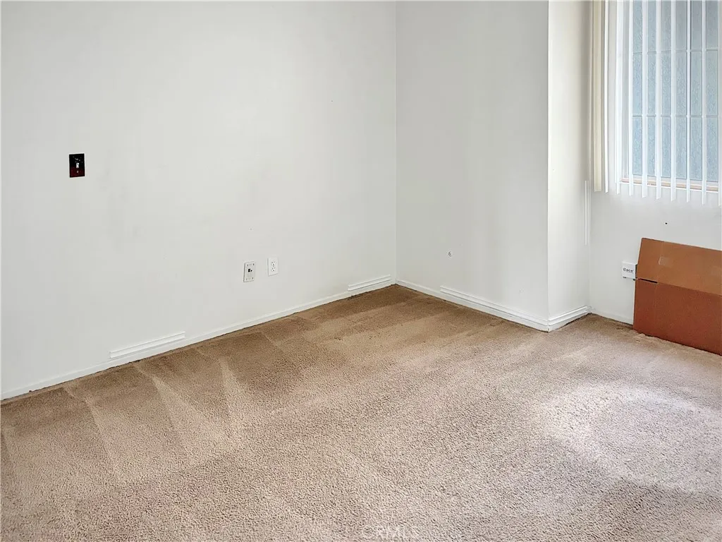 1816 Stratford, Lancaster, California 93534 home-pic-14