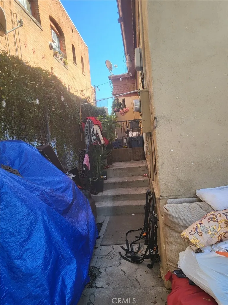 346 N Fickett Street, Los Angeles, California 90033 home-pic-4