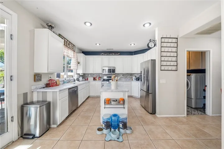 38397 Birch Hill Court, Murrieta, California 92563