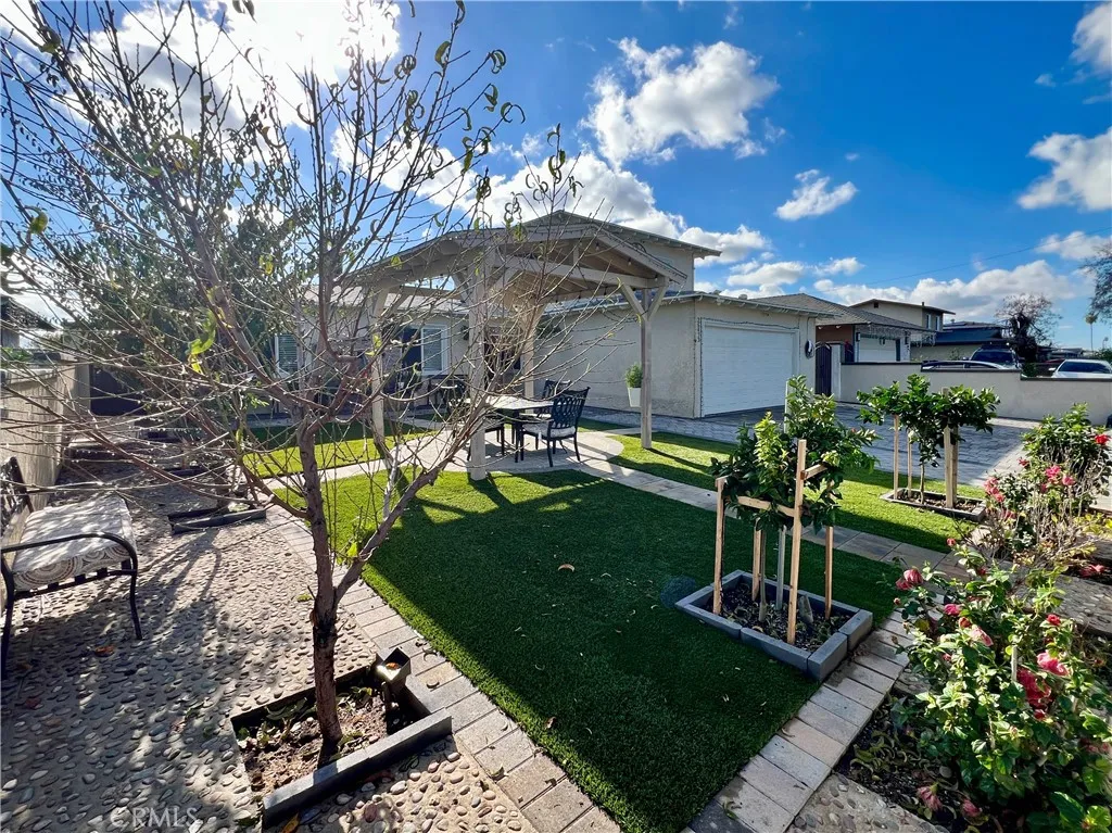 25473 Yolanda, Moreno Valley, California 92551 home-pic-18