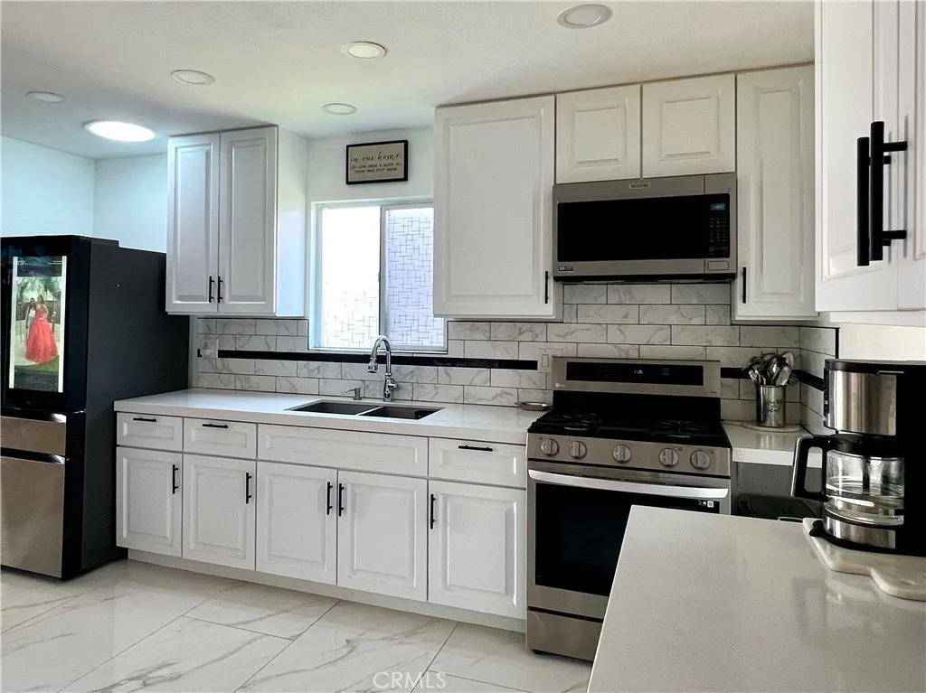 25473 Yolanda, Moreno Valley, California 92551 home-pic-26