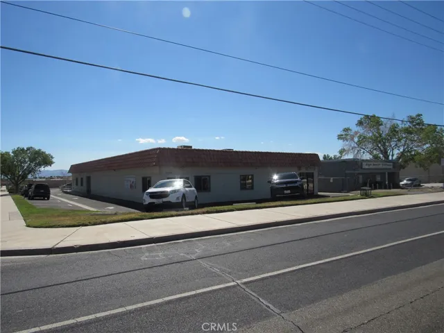 14029 Amargosa Road, Victorville, California 92392