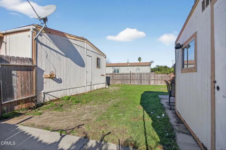 32-web-or-mls-UpmaketMedia-2408 App-26