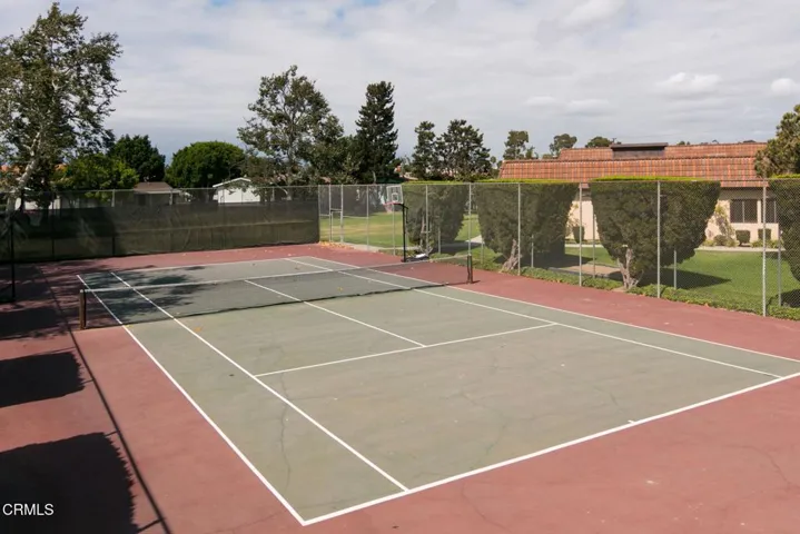 40-web-or-mls-UpmarketMedia_Meadowlake (
