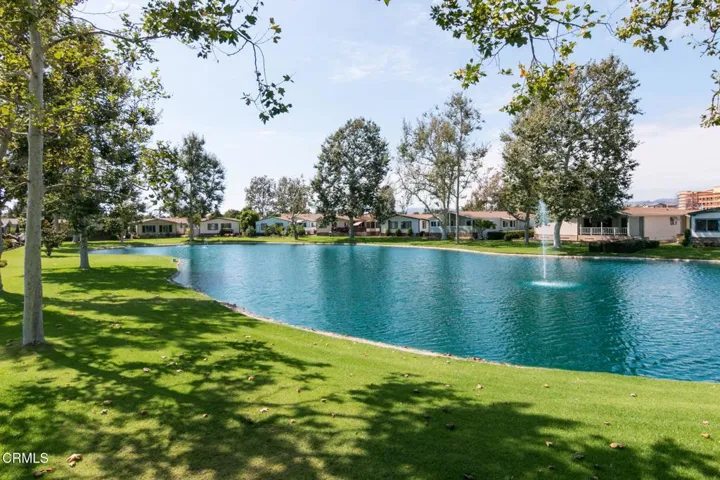 38-web-or-mls-UpmarketMedia_Meadowlake (