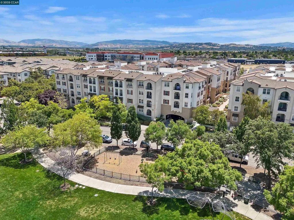 3240 Maguire Way 401, Dublin, California 94568 home-pic-30