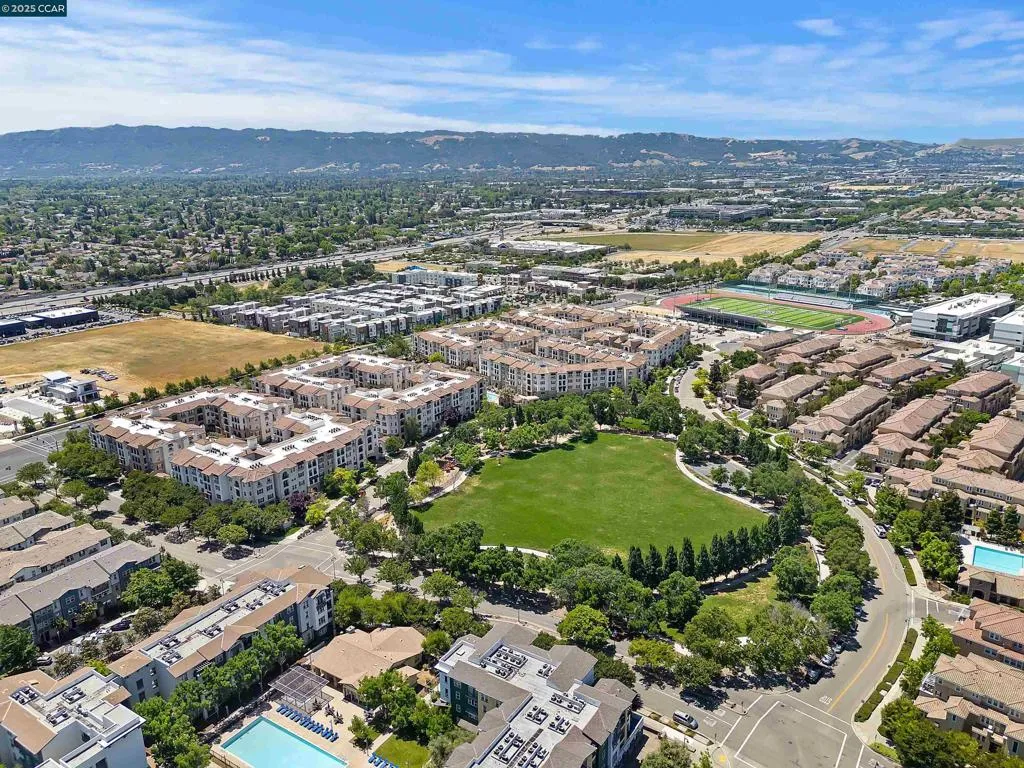3240 Maguire Way 401, Dublin, California 94568 home-pic-45
