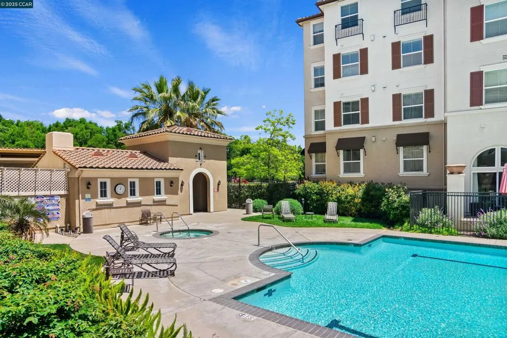 3240 Maguire Way 401, Dublin, California 94568 home-pic-40