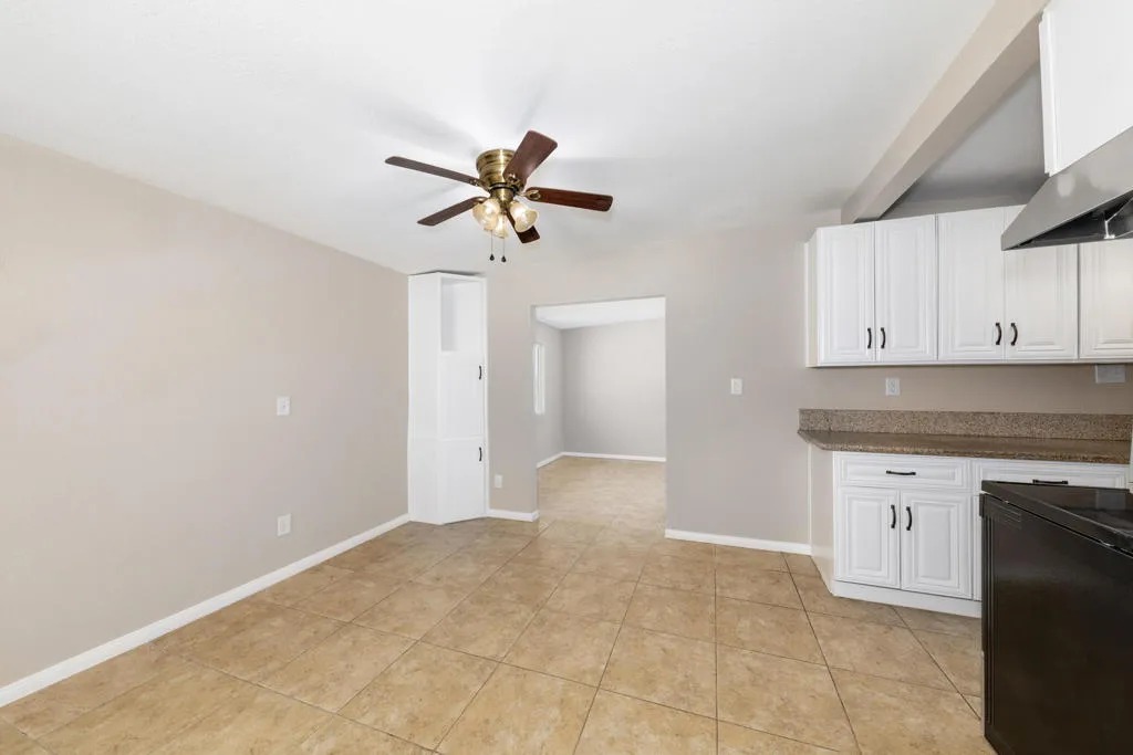 84417 Amboy Road, 29 Palms, California 92277 home-pic-4