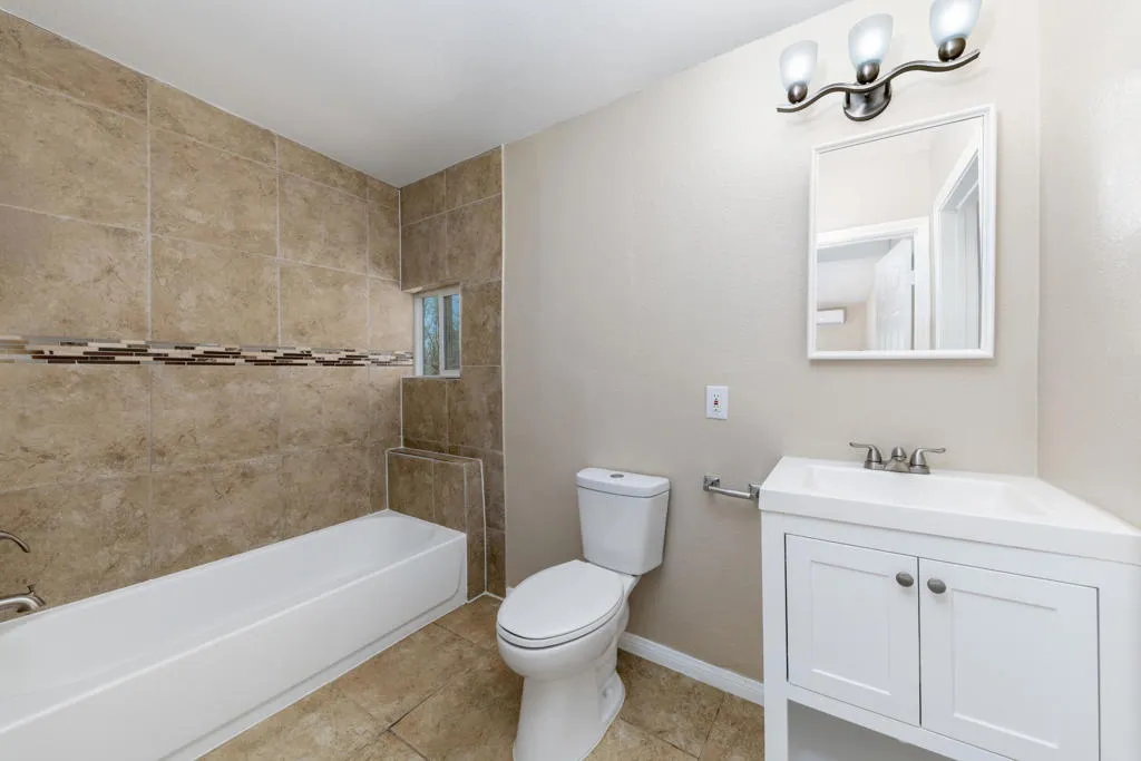 84417 Amboy Road, 29 Palms, California 92277 home-pic-15