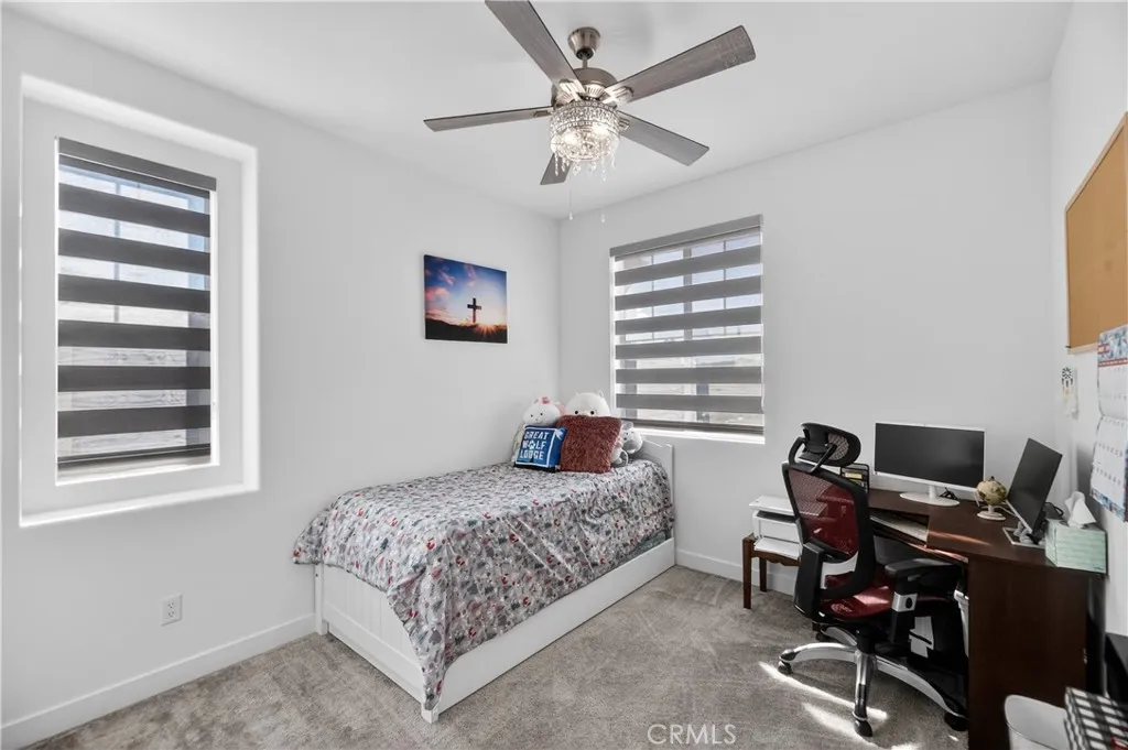 30646 Canary Palm Circle, Menifee, California 92584 home-pic-44