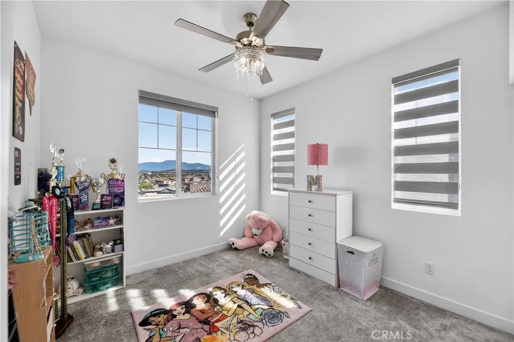 30646 Canary Palm Circle, Menifee, California 92584 home-pic-47
