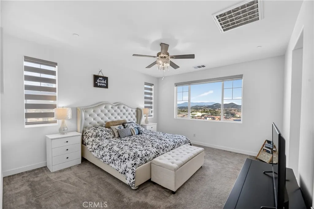30646 Canary Palm Circle, Menifee, California 92584 home-pic-48