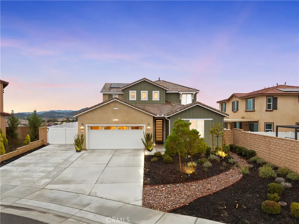 30646 Canary Palm Circle, Menifee, California 92584 home-pic-2