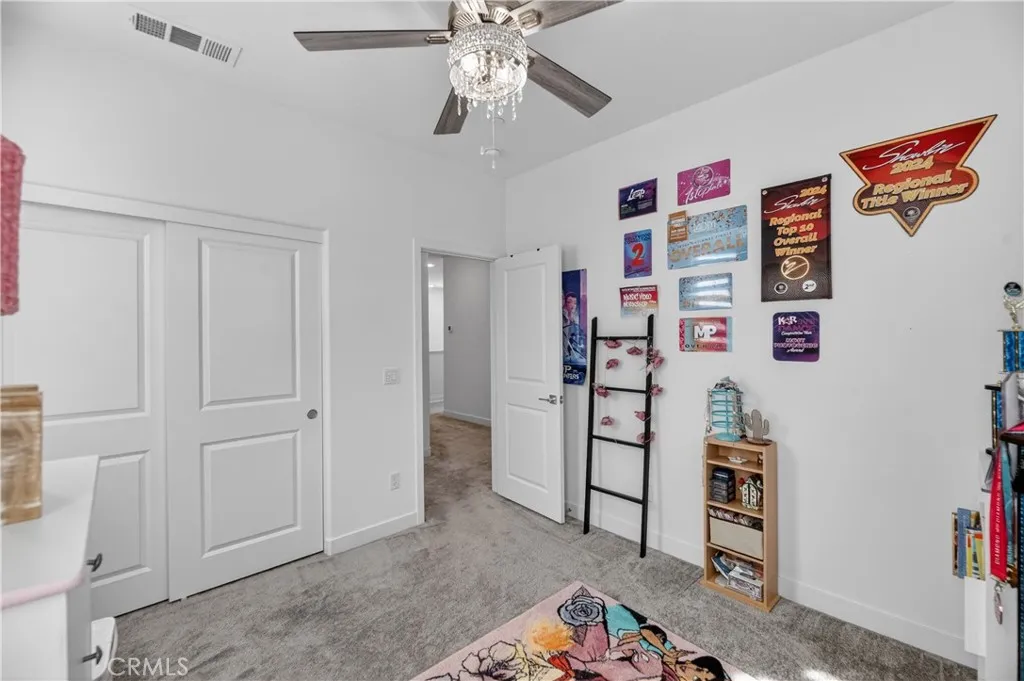 30646 Canary Palm Circle, Menifee, California 92584 home-pic-45