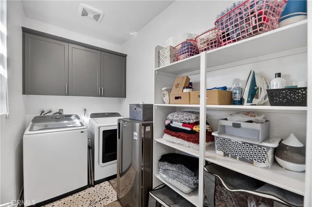 30646 Canary Palm Circle, Menifee, California 92584 home-pic-40