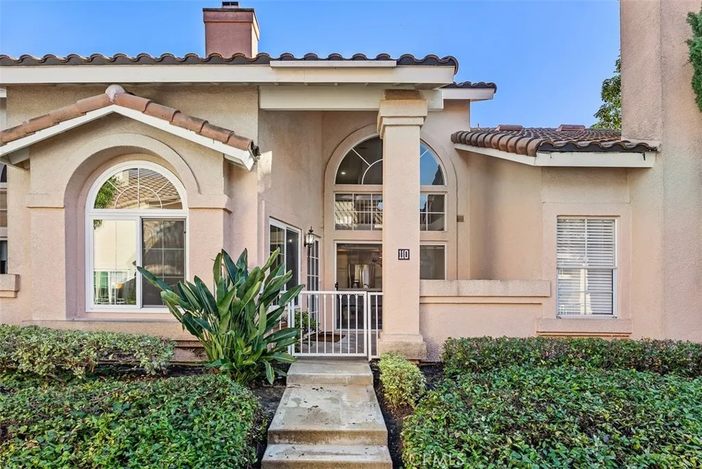 110 Nightingale, Aliso Viejo, California 92656 home-pic-2