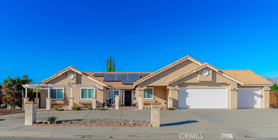 1547 E Beringer, San Jacinto, California 92583 home-pic-1