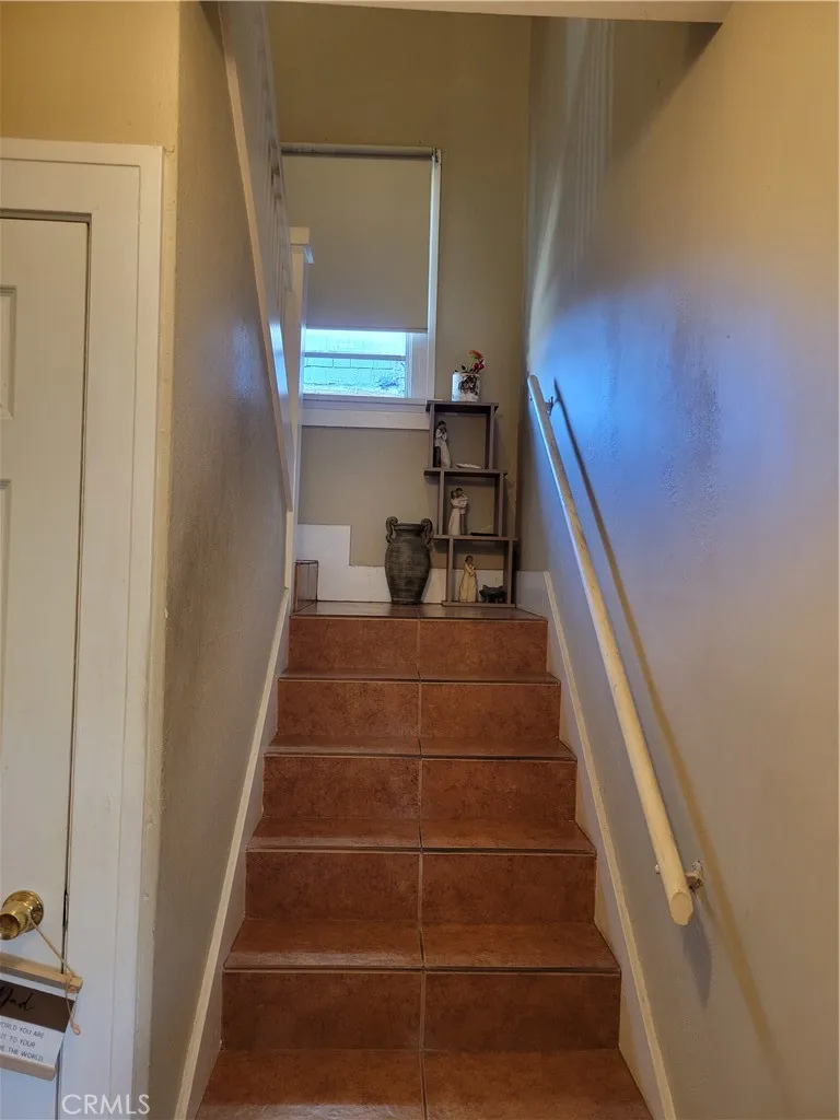 1934 Vineyard, Los Angeles, California 90016 home-pic-10