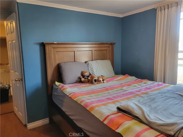 Upstairs 2nd bedroom