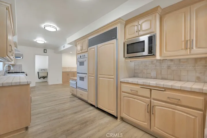 9731 Rathburn, Northridge, California 91325
