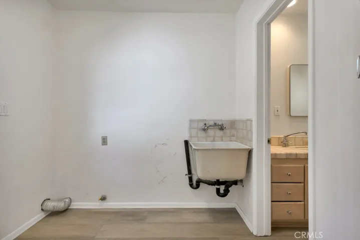 9731 Rathburn, Northridge, California 91325