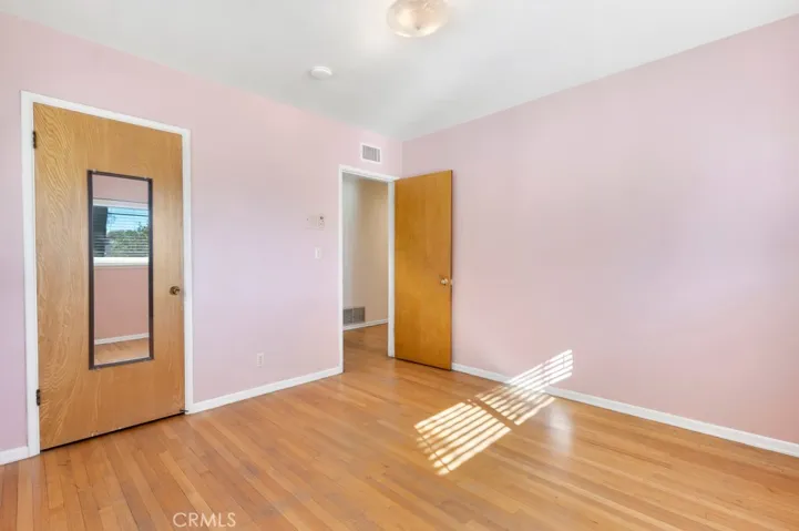 9731 Rathburn, Northridge, California 91325