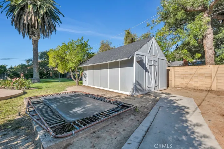 9731 Rathburn, Northridge, California 91325
