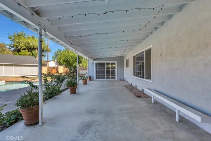 9731 Rathburn, Northridge, California 91325