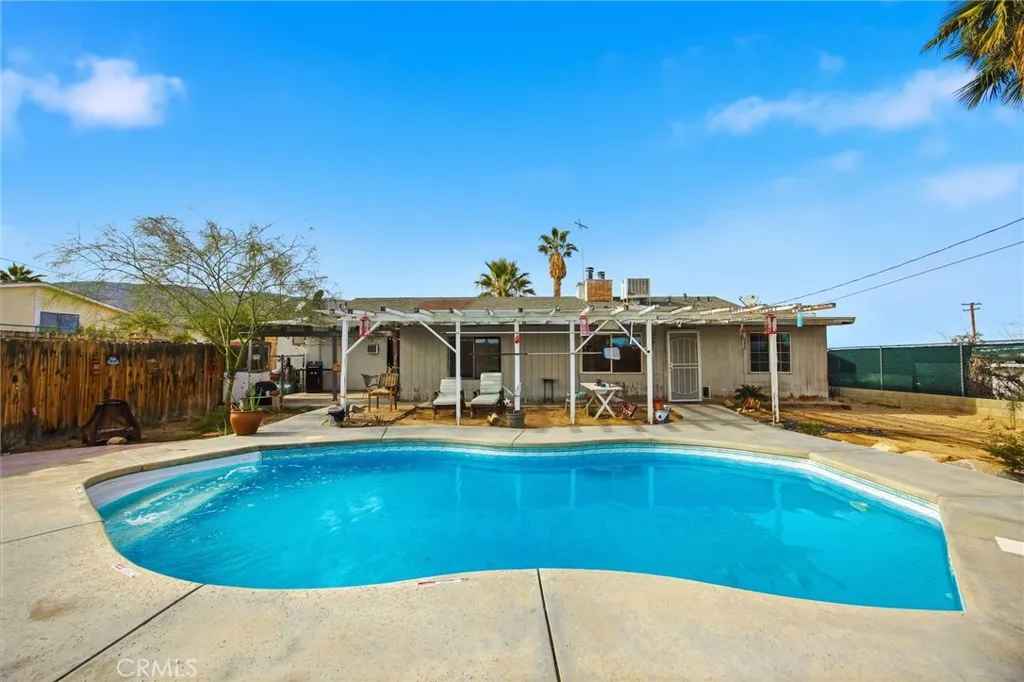 7725 Sahara, 29 Palms, California 92277 home-pic-25