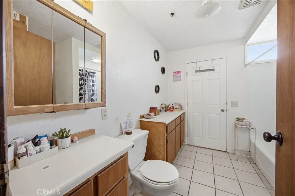 7725 Sahara, 29 Palms, California 92277 home-pic-18