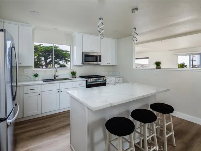 1315 Sw 12th Street, Los Osos, California 93402