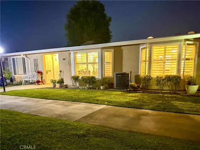 13151 Shawnee Ln., Seal Beach, California 90740