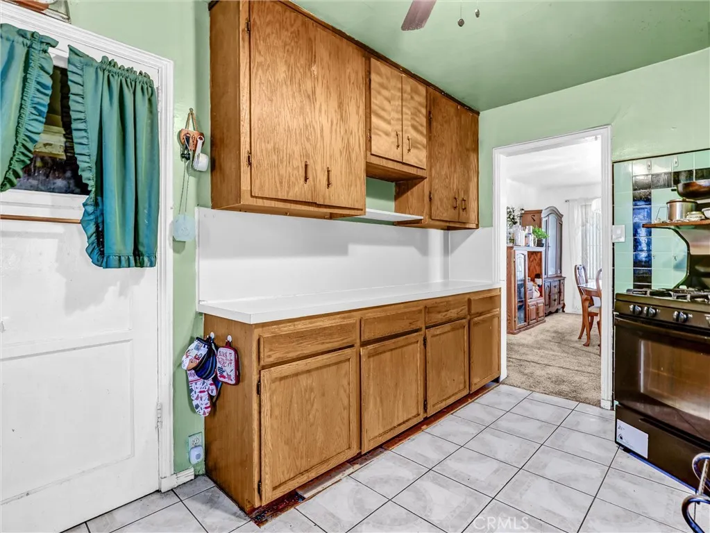 3630 W 61st, Los Angeles, California 90043 home-pic-21