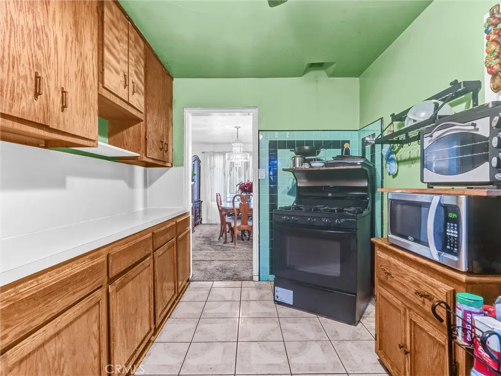 3630 W 61st, Los Angeles, California 90043 home-pic-20