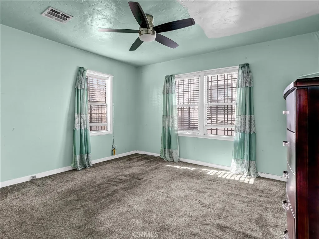 3630 W 61st, Los Angeles, California 90043 home-pic-22