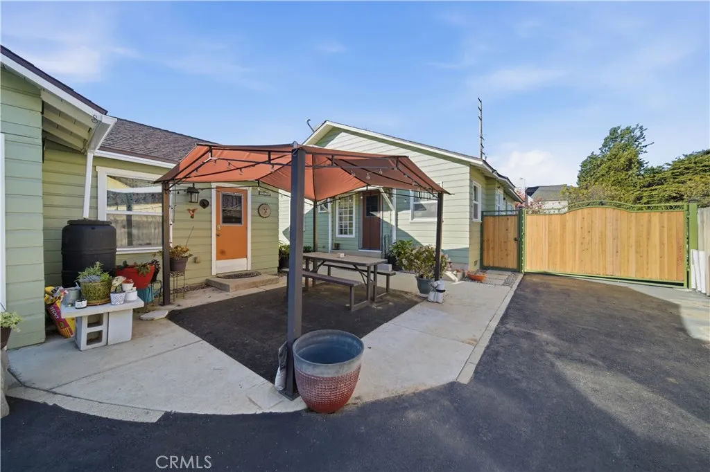 1298 W Baseline, Claremont, California 91711 home-pic-4