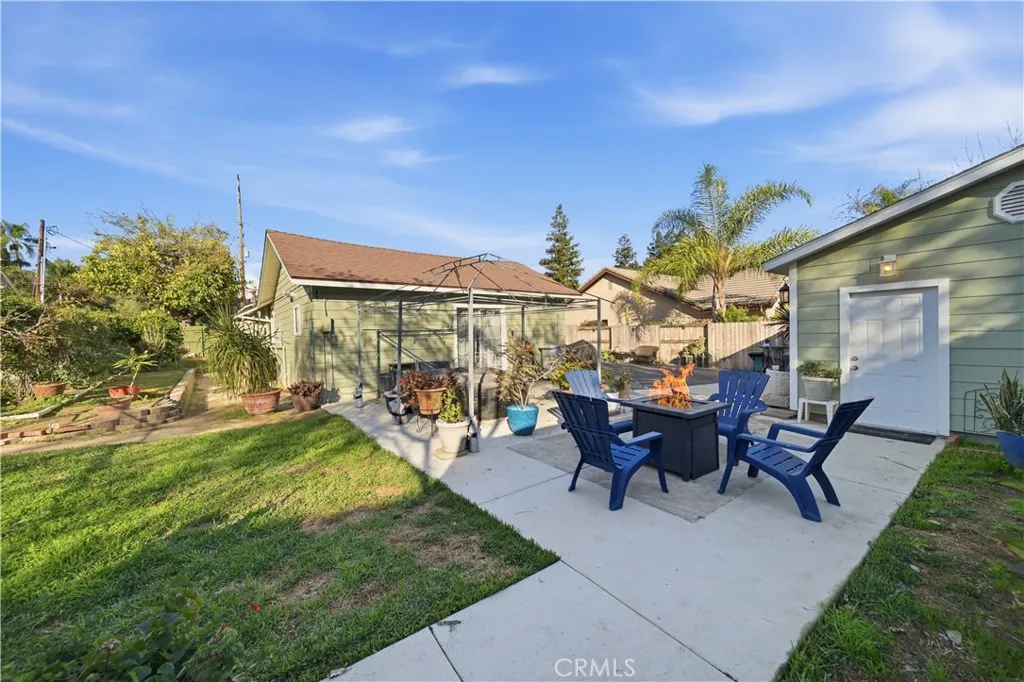 1298 W Baseline, Claremont, California 91711 home-pic-6