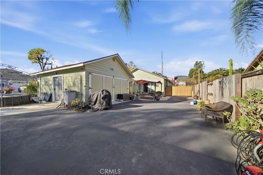 1298 W Baseline, Claremont, California 91711 home-pic-8