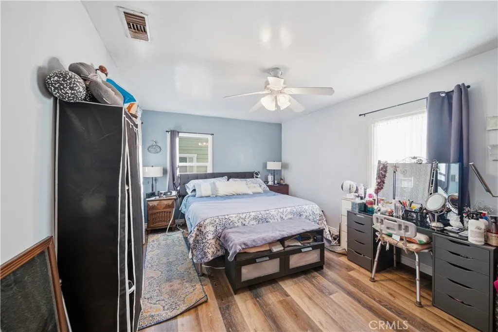 1298 W Baseline, Claremont, California 91711 home-pic-15