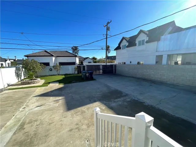 Large Backyard with driveway from alley