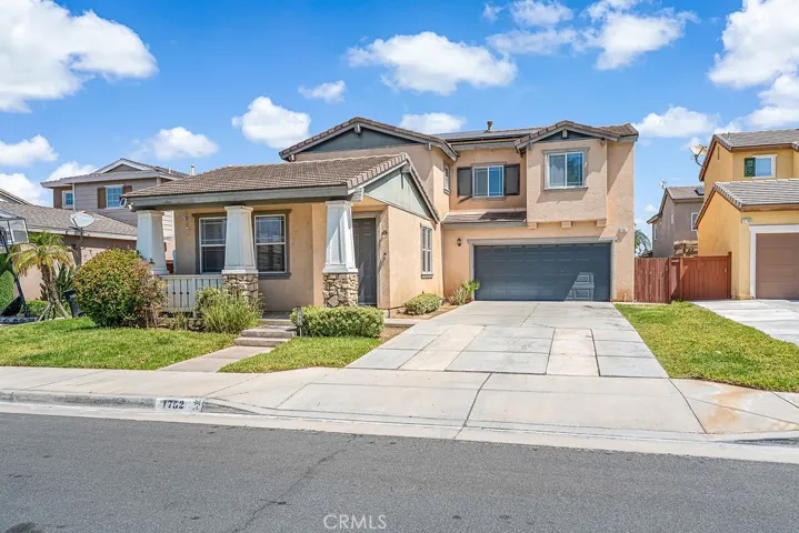 1752 Front house
